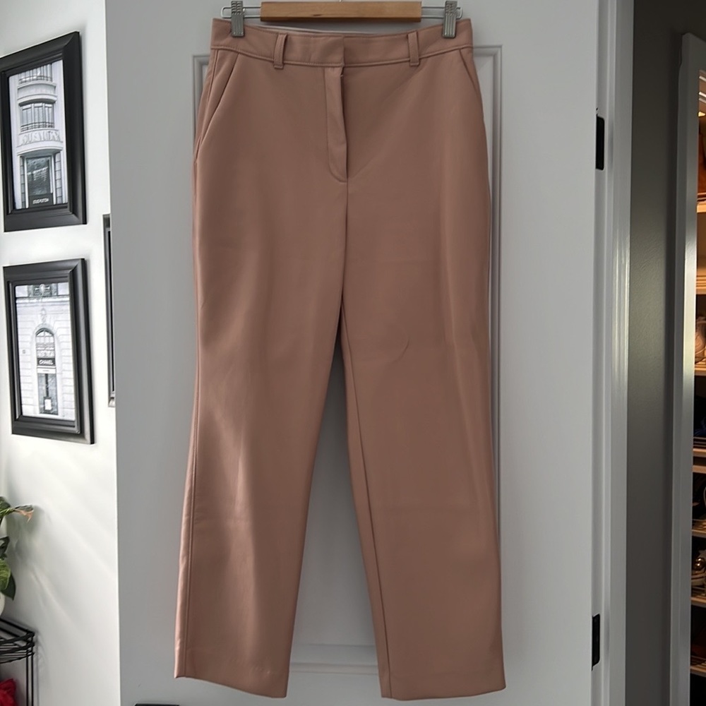 Command cropped pant